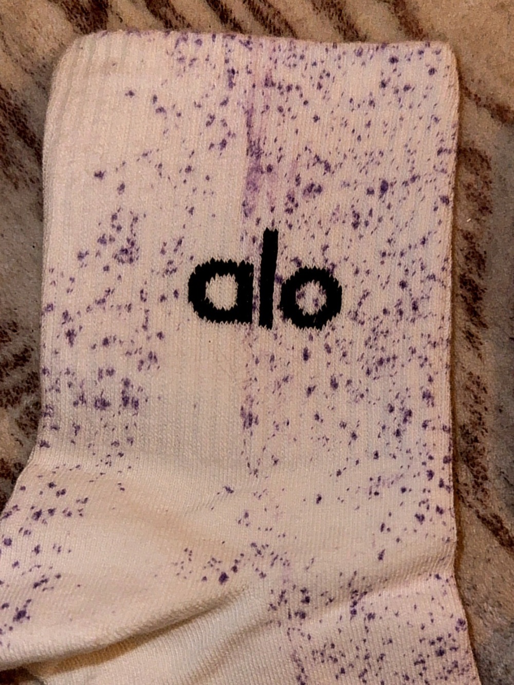 ALO Yoga White Crew Socks with Purple Speckle - Picture 4 of 6